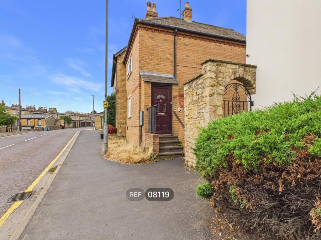 2 bed Semi Detached for rent in Stamford. From Brookdale Property Management Services Ltd - Peterborough