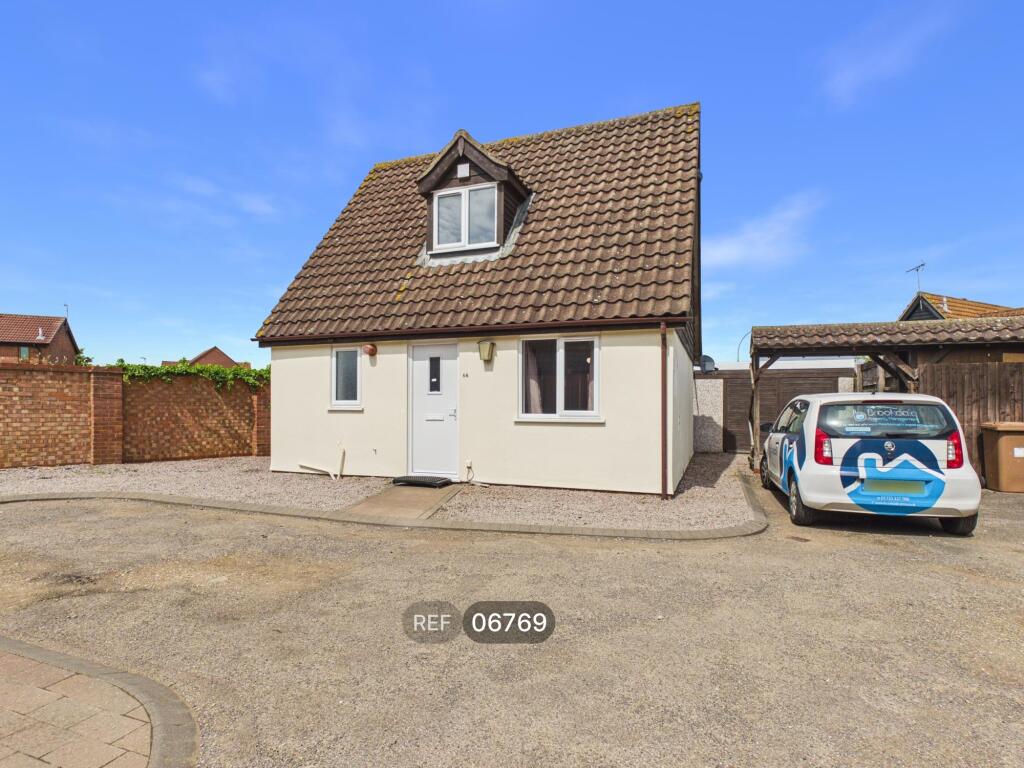 2 bed Bungalow for rent in Glinton. From Brookdale Property Management Services Ltd - Peterborough