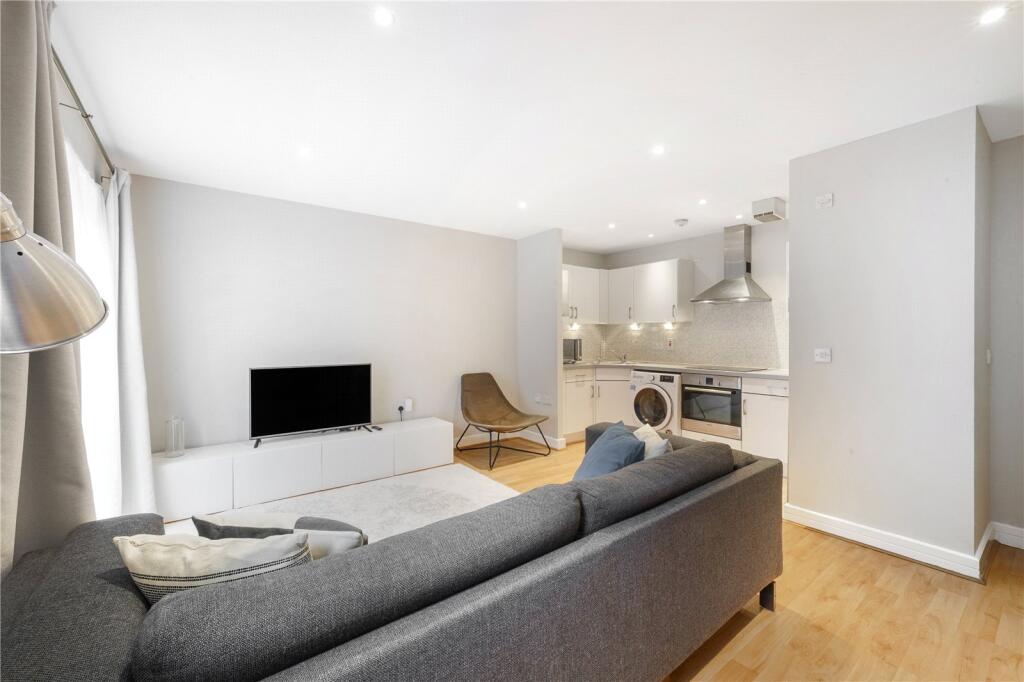 2 bed Apartment for rent in London. From Bryan & Keegan - London