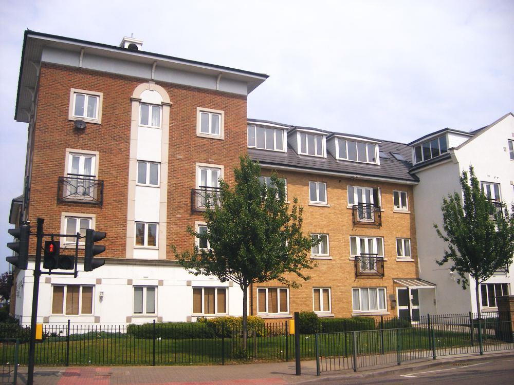 2 bed 1st Floor Flat for rent in Wembley. From Bryan Maher - Wembley