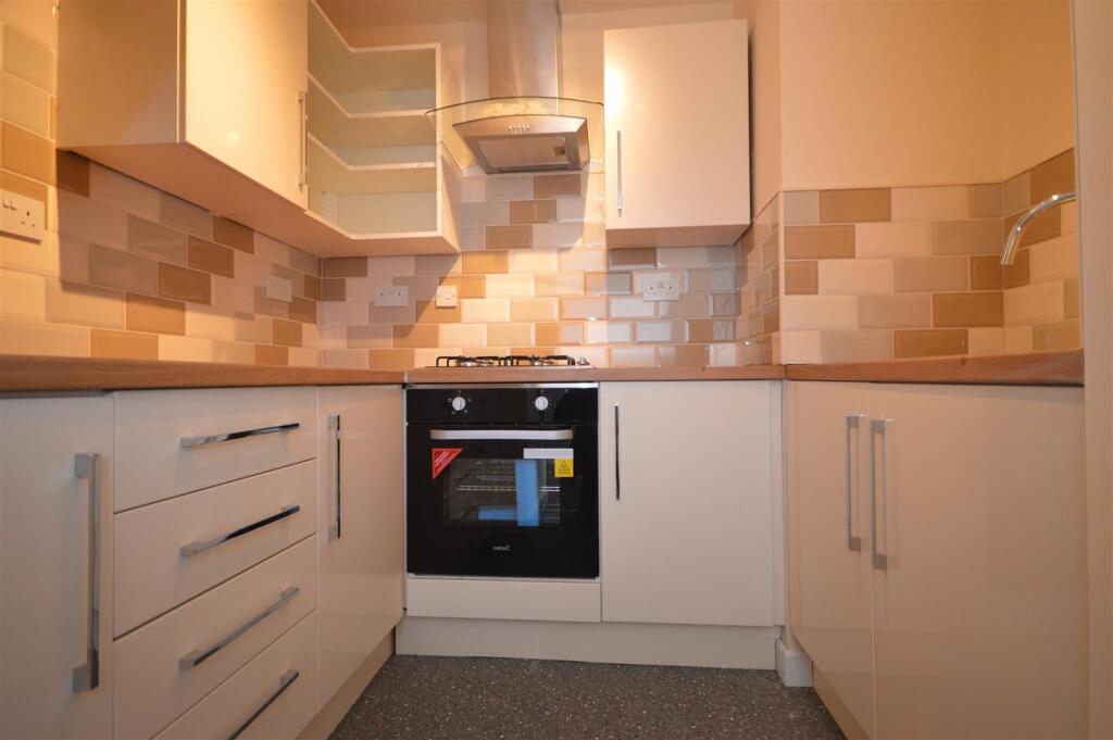 1 bed 1st Floor Flat for rent in Pontefract. From Castle Dwellings Ltd - Castleford