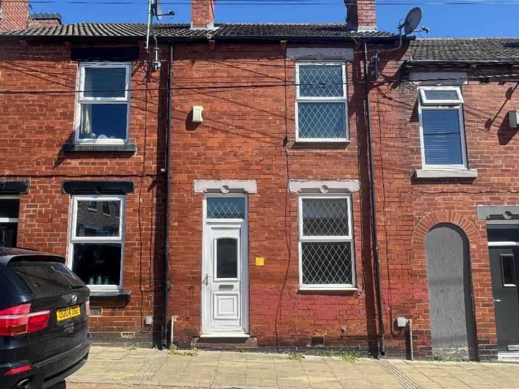 2 bed Mid Terraced House for rent in Hemsworth. From Castle Dwellings Ltd - Castleford