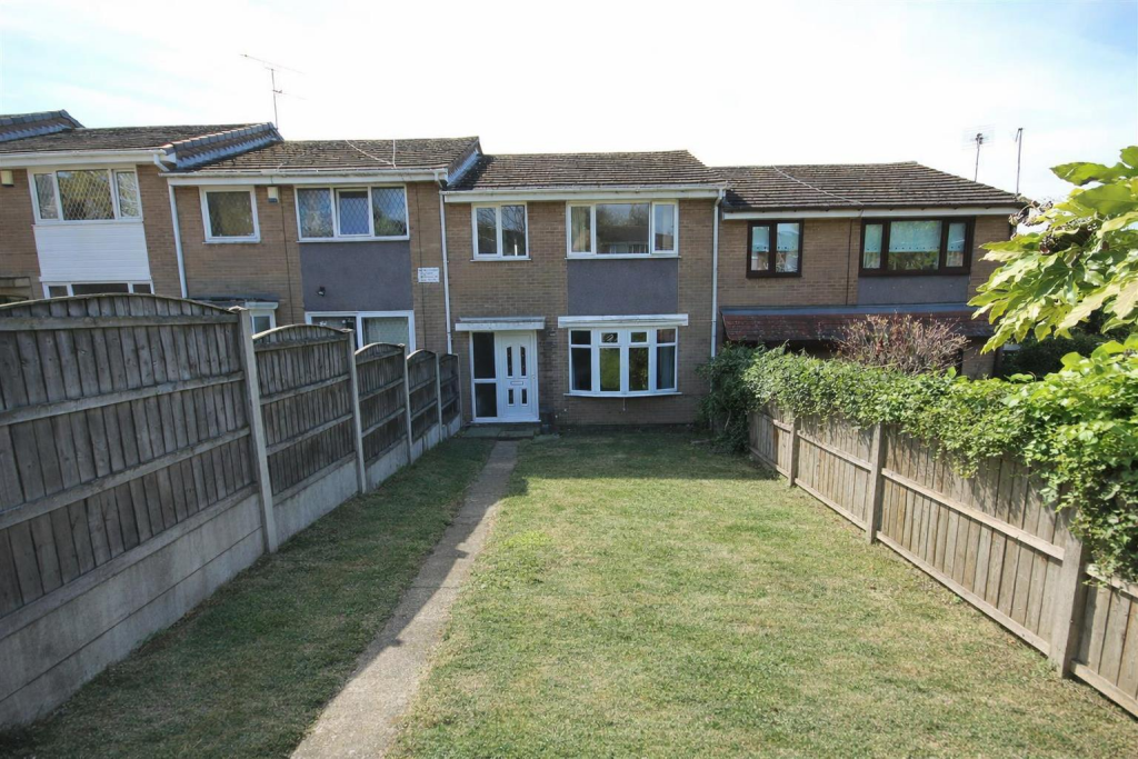 2 bed Mid Terraced House for rent in Pontefract. From Castle Dwellings Ltd - Castleford