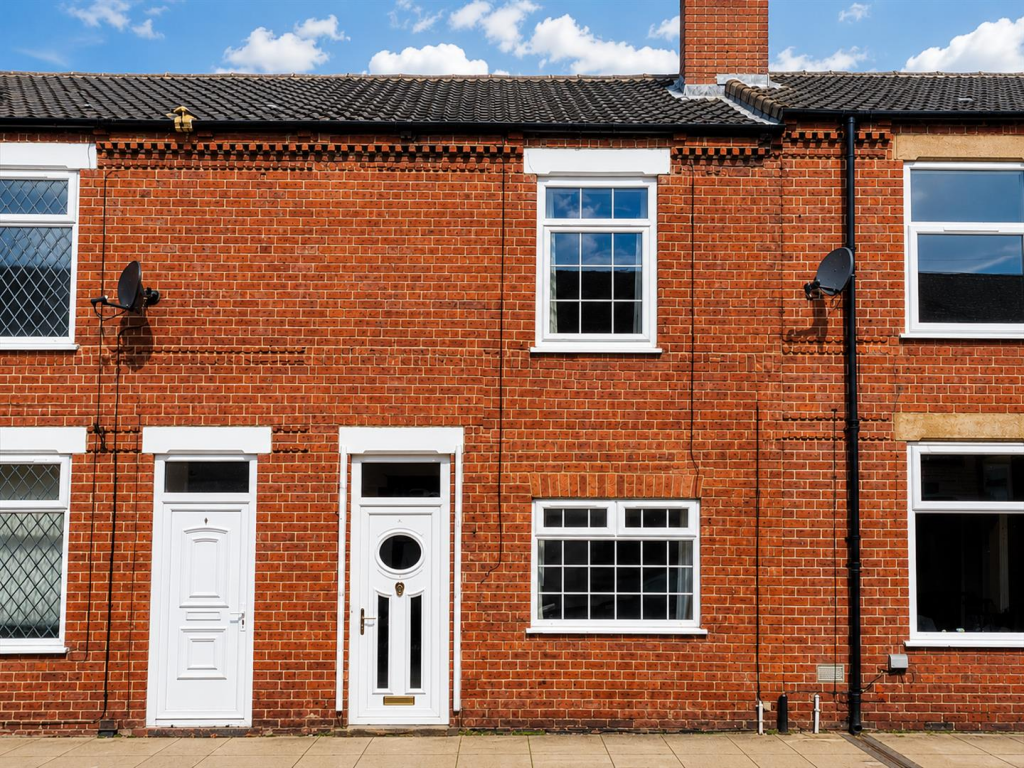 2 bed Mid Terraced House for rent in Castleford. From Castle Dwellings Ltd - Castleford 2 bed Mid Terraced House for rent in Castleford. From Castle Dwellings Ltd - Castleford