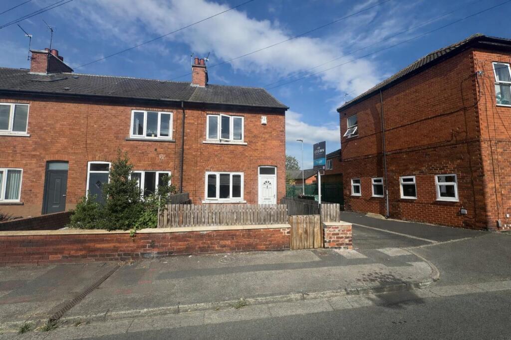 3 bed Mid Terraced House for rent in Castleford. From Castle Dwellings Ltd - Castleford 3 bed Mid Terraced House for rent in Castleford. From Castle Dwellings Ltd - Castleford