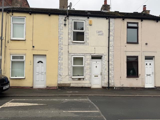 2 bed Mid Terraced House for rent in Pontefract. From Castle Dwellings Ltd - Castleford 2 bed Mid Terraced House for rent in Pontefract. From Castle Dwellings Ltd - Castleford