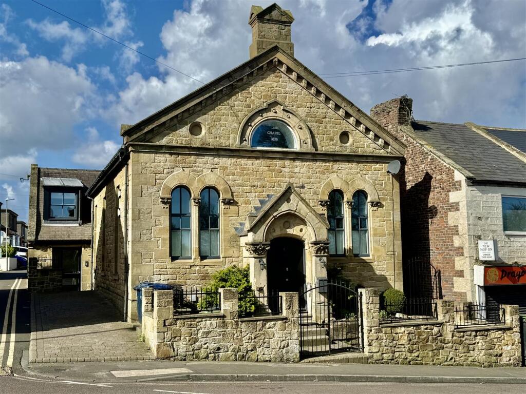 2 bed Apartment for rent in Springwell. From Carousel Estate Agents - Gateshead