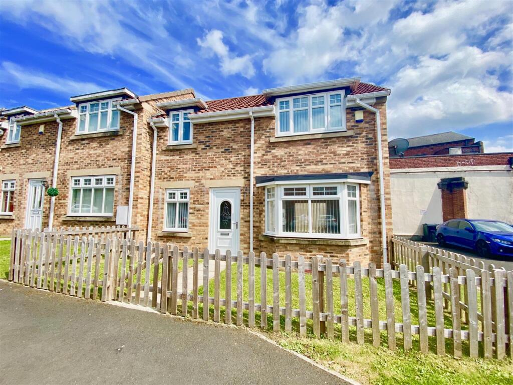 2 bed End of Terrace for rent in Walbottle. From Carousel Estate Agents - Gateshead