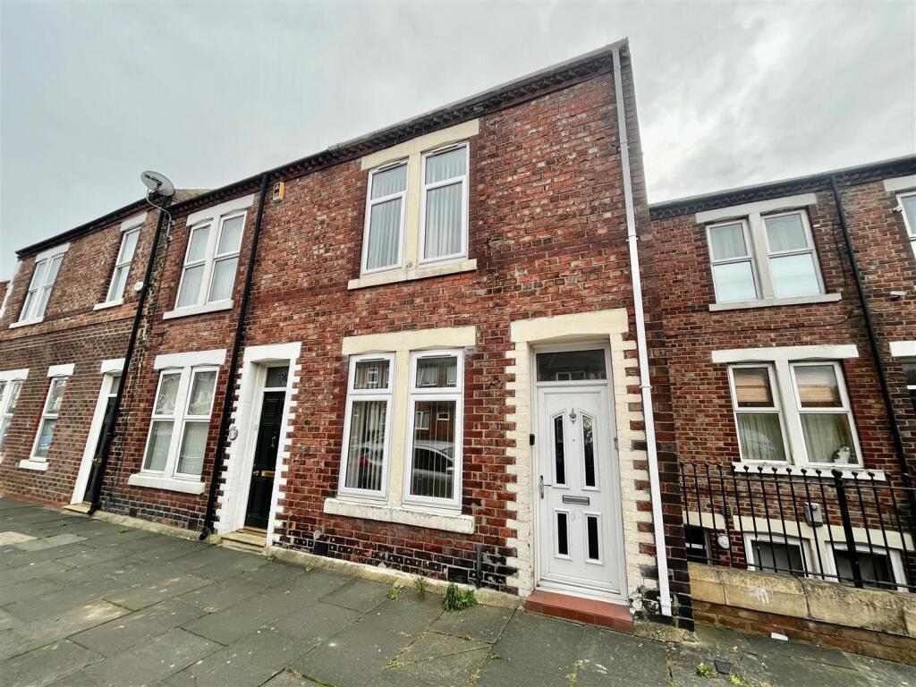 3 bed Town House for rent in Gateshead. From Carousel Estate Agents - Gateshead