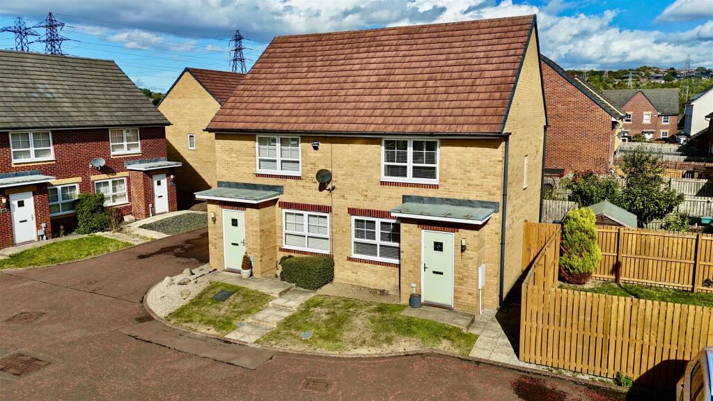 2 bed Semi Detached for rent in Blaydon. From Carousel Estate Agents - Gateshead