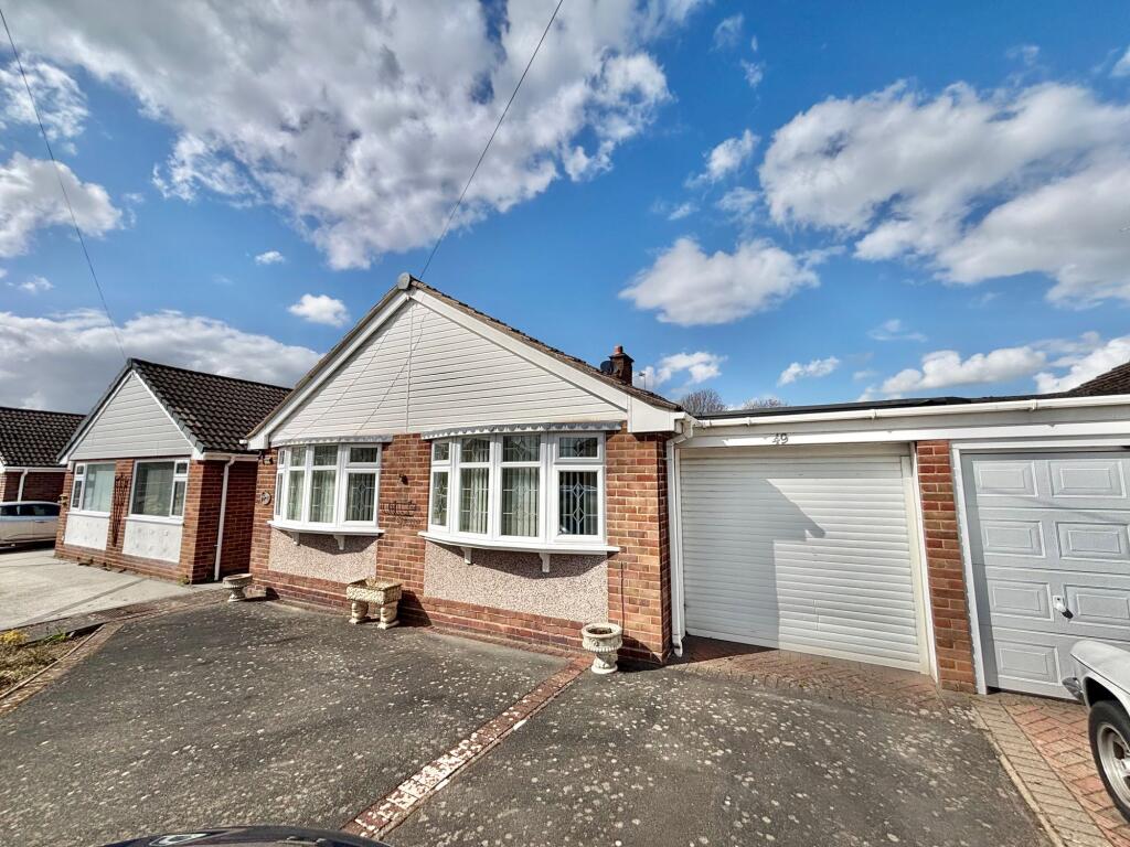 2 bed Detached bungalow for rent in Nuneaton. From Carters Estate Agents - Nuneaton 2 bed Detached bungalow for rent in Nuneaton. From Carters Estate Agents - Nuneaton