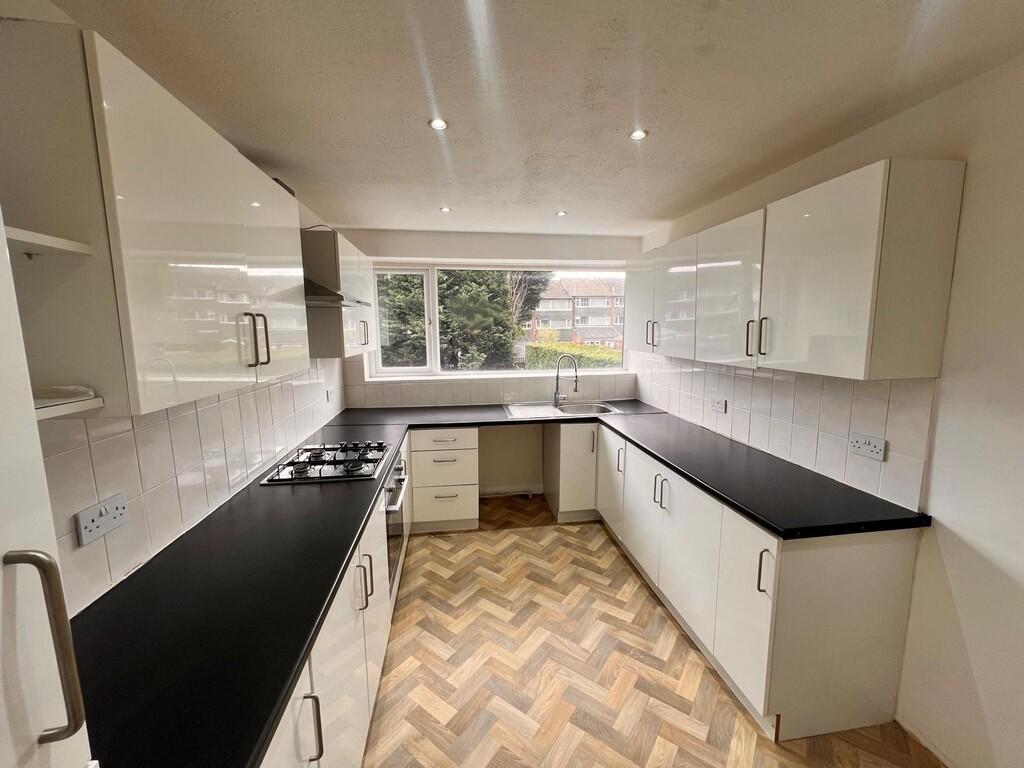 4 bed Link detached for rent in Cheadle Hulme. From Craven & Company - Sale