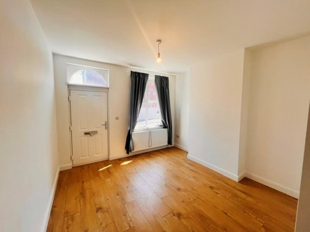 2 bed End of Terrace for rent in Stockport. From Craven & Company - Sale