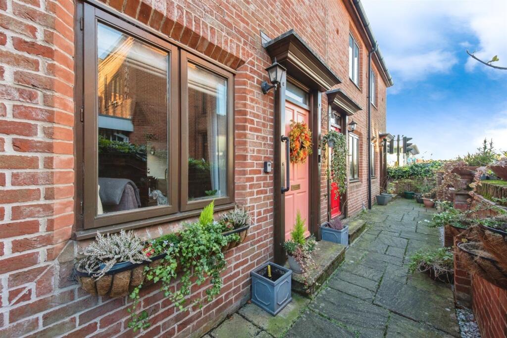 2 bed Detached for rent in Bury St Edmunds. From Goymour Homes - Bury St. Edmunds