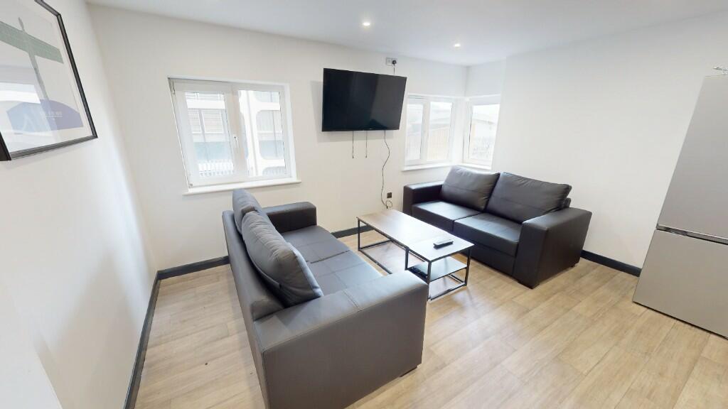 3 bed Flat Share for rent in Newcastle upon Tyne. From Graysons Properties - Newcastle Upon Tyne