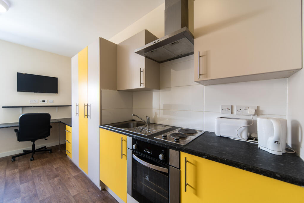 4 bed Studio for rent in Newcastle upon Tyne. From Graysons Properties - Newcastle Upon Tyne 4 bed Studio for rent in Newcastle upon Tyne. From Graysons Properties - Newcastle Upon Tyne