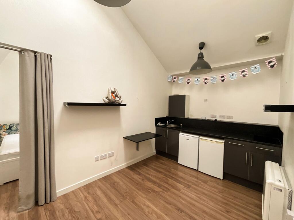 4 bed Studio for rent in Doncaster. From Kembles Estates - Doncaster
