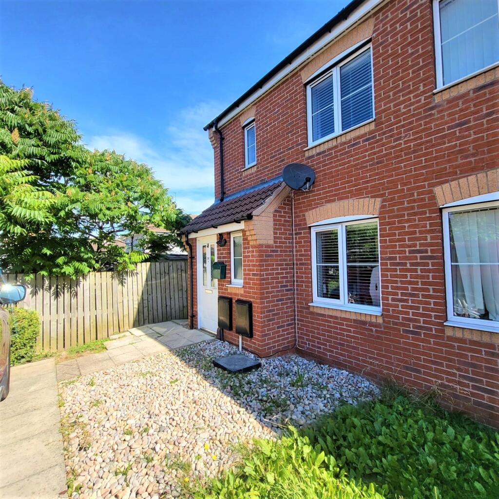 2 bed Semi Detached for rent in Edenthorpe. From Kembles Estates - Doncaster 2 bed Semi Detached for rent in Edenthorpe. From Kembles Estates - Doncaster