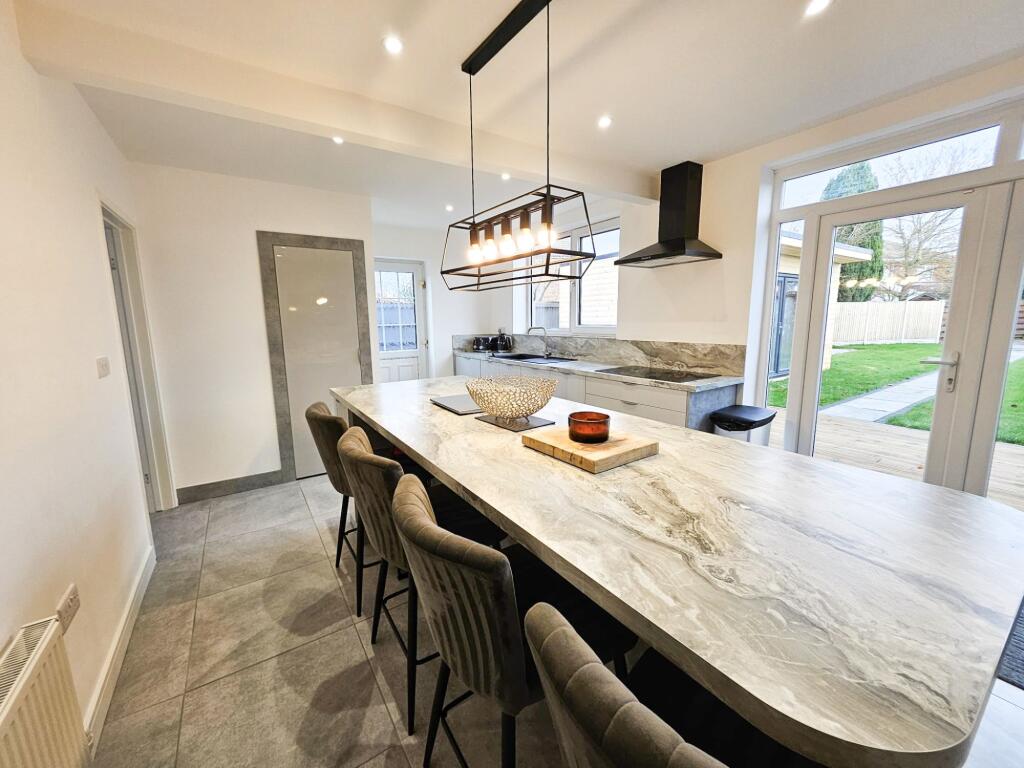 3 bed Semi Detached for rent in Warmsworth. From Kembles Estates - Doncaster 3 bed Semi Detached for rent in Warmsworth. From Kembles Estates - Doncaster