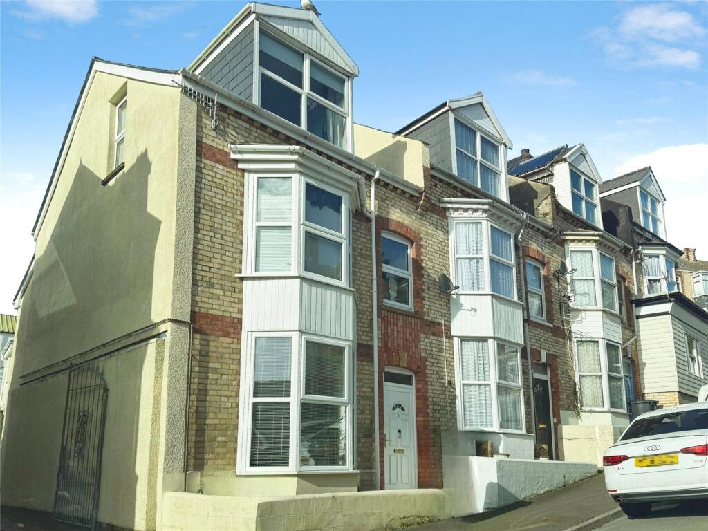 4 bed End of Terrace for rent in Ilfracombe. From Bond Oxborough Phillips - Ilfracombe 4 bed End of Terrace for rent in Ilfracombe. From Bond Oxborough Phillips - Ilfracombe