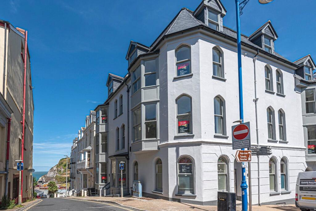 1 bed 1st Floor Flat for rent in . From Bond Oxborough Phillips - Ilfracombe