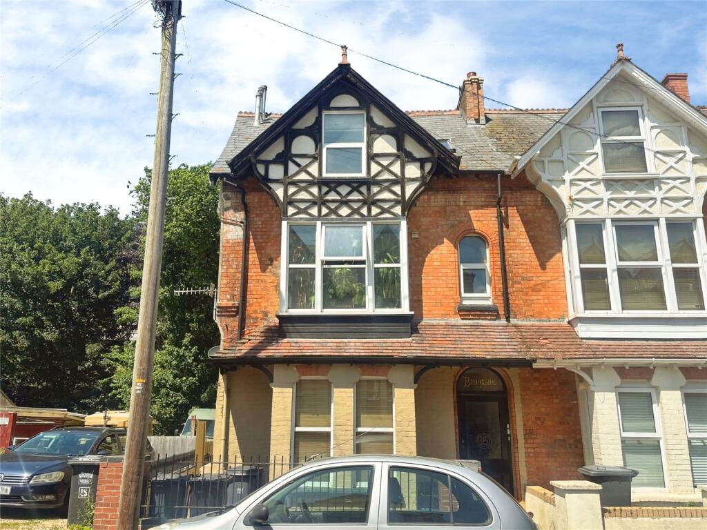 2 bed 1st Floor Flat for rent in Ilfracombe. From Bond Oxborough Phillips - Ilfracombe 2 bed 1st Floor Flat for rent in Ilfracombe. From Bond Oxborough Phillips - Ilfracombe