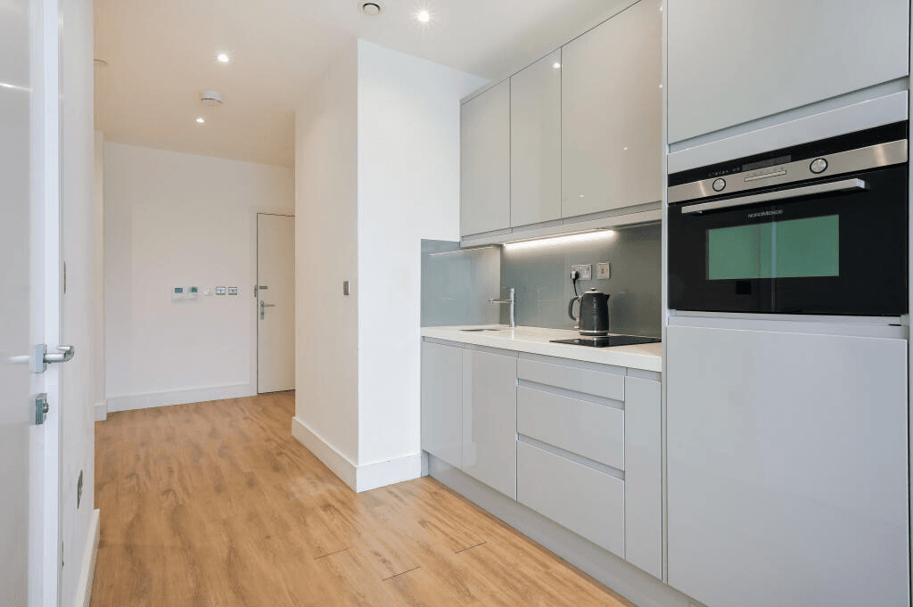 0 bed 1st Floor Flat for rent in Ealing. From Grand City Property - Westgate House