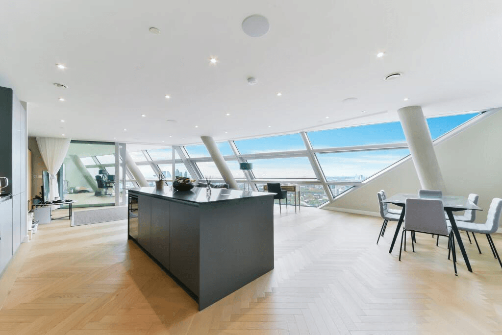 2 bed 1st Floor Flat for rent in London. From Grand City Property - GCP (Portfolio) 2 bed 1st Floor Flat for rent in London. From Grand City Property - GCP (Portfolio)