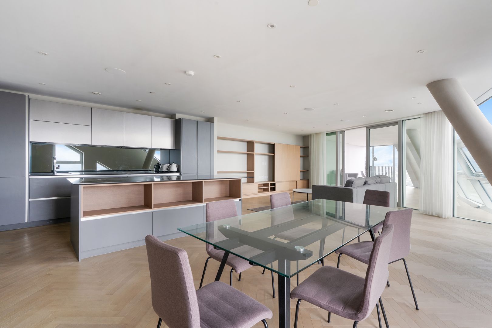 2 bed 1st Floor Flat for rent in London. From Grand City Property - GCP (Portfolio)