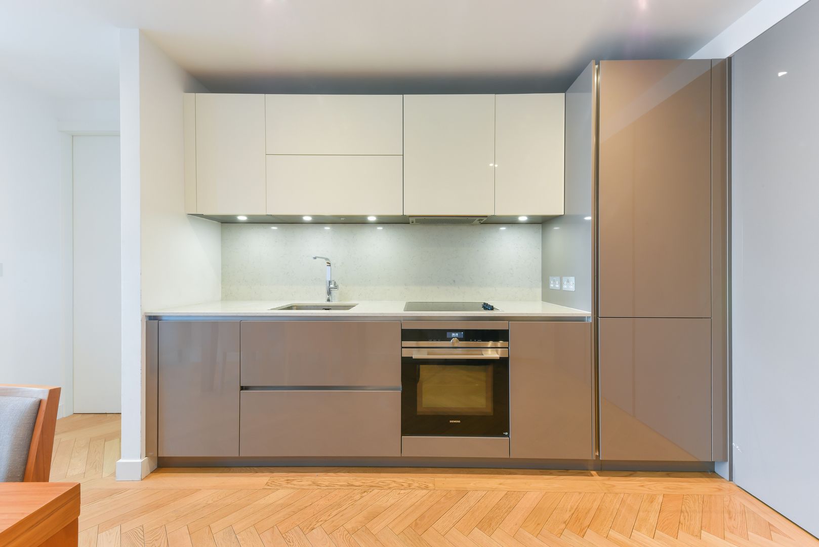 1 bed 1st Floor Flat for rent in London. From Grand City Property - GCP (Portfolio)