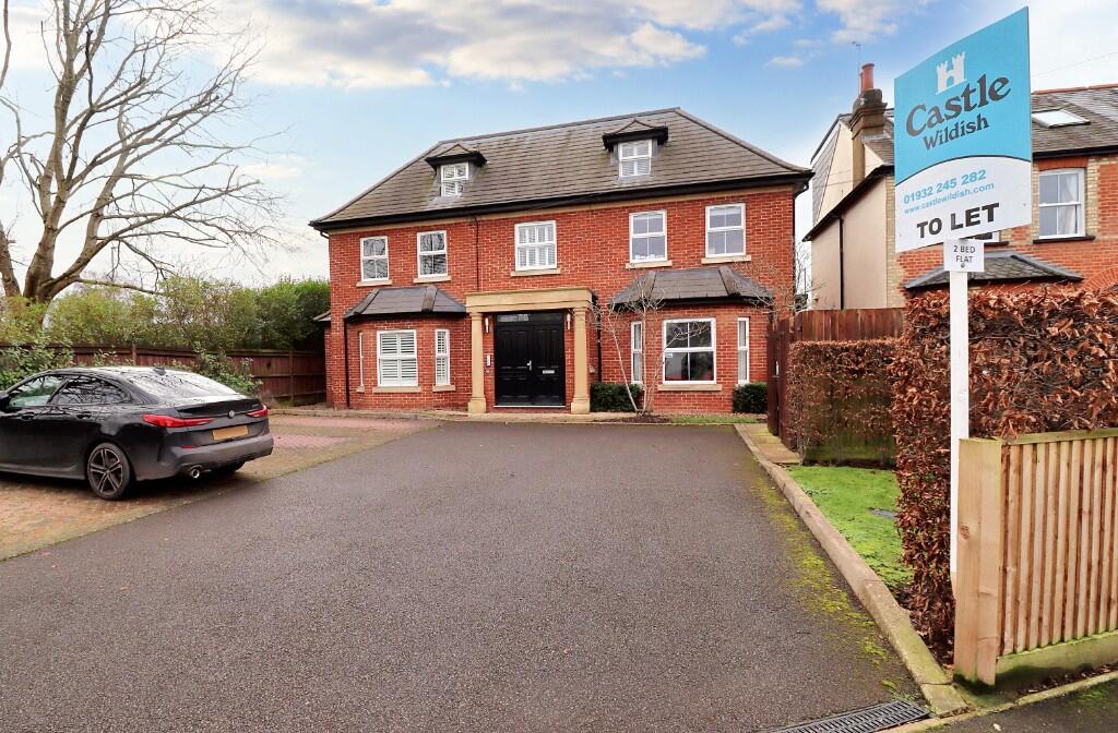 2 bed 1st Floor Flat for rent in Burwood Park. From Castle Wildish - Hersham