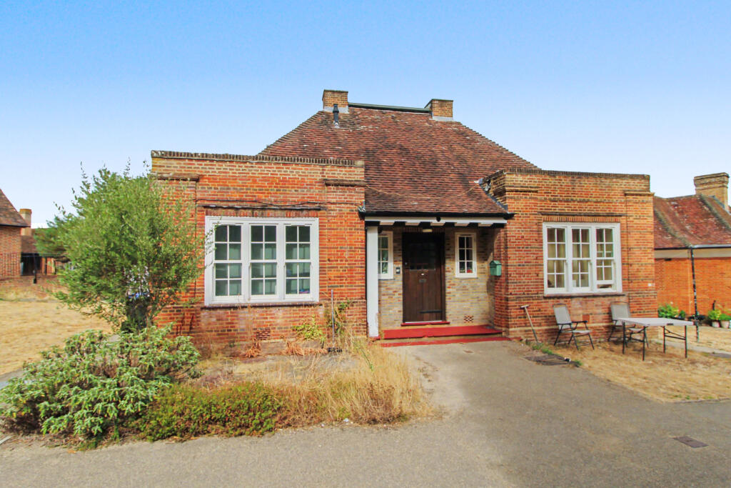 1 bed Annexe for rent in Whiteley Village. From Castle Wildish - Hersham