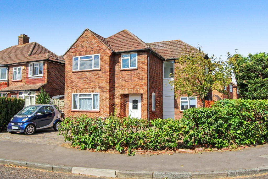 4 bed Detached for rent in Burwood Park. From Castle Wildish - Hersham