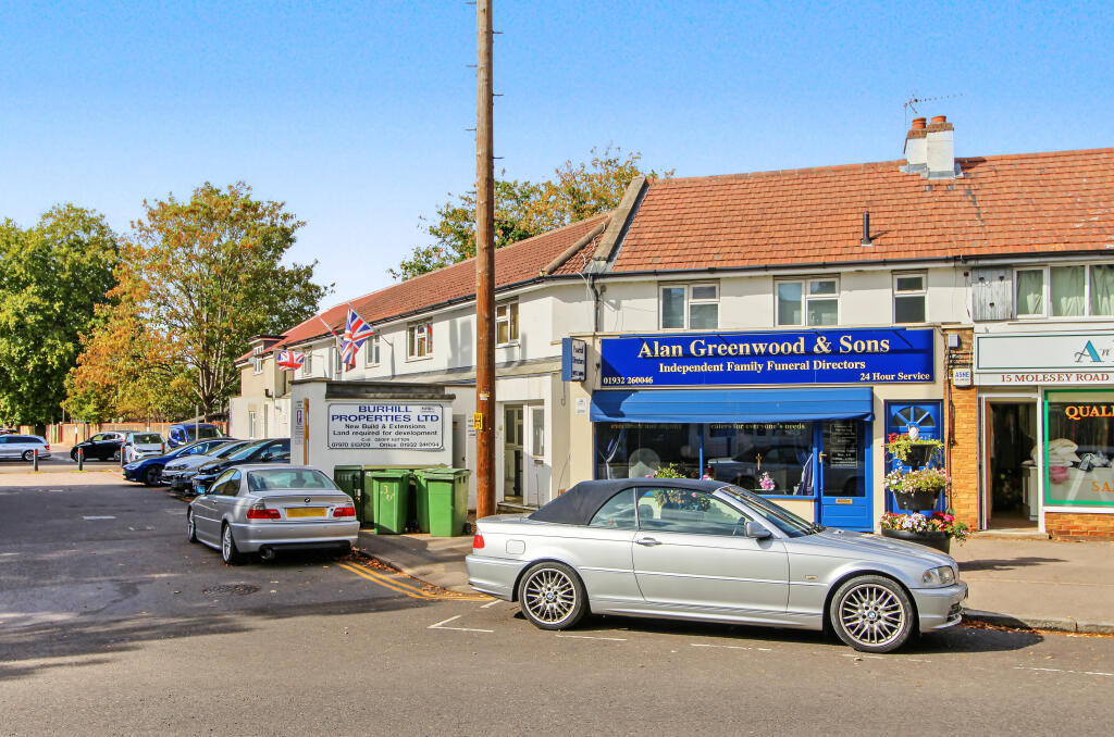 2 bed House (unspecified) for rent in Burwood Park. From Castle Wildish - Hersham