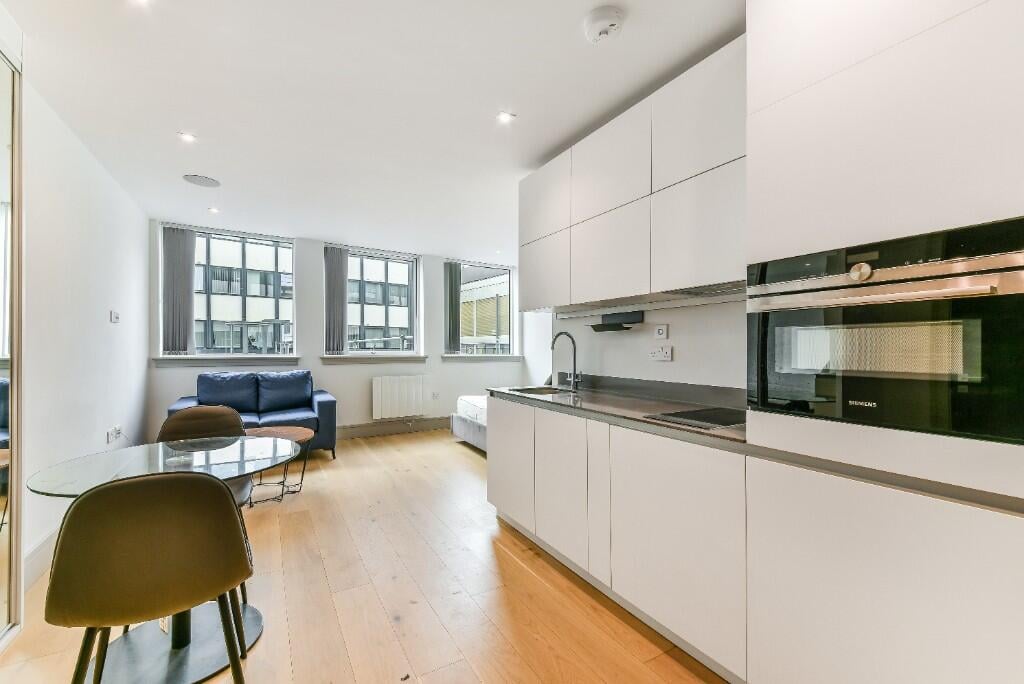 0 bed Studio for rent in Edgware. From Grand City Property - Middlesex