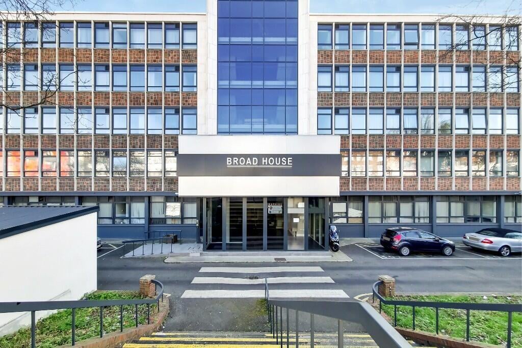 1 bed Apartment for rent in London. From Grand City Property - Broad House