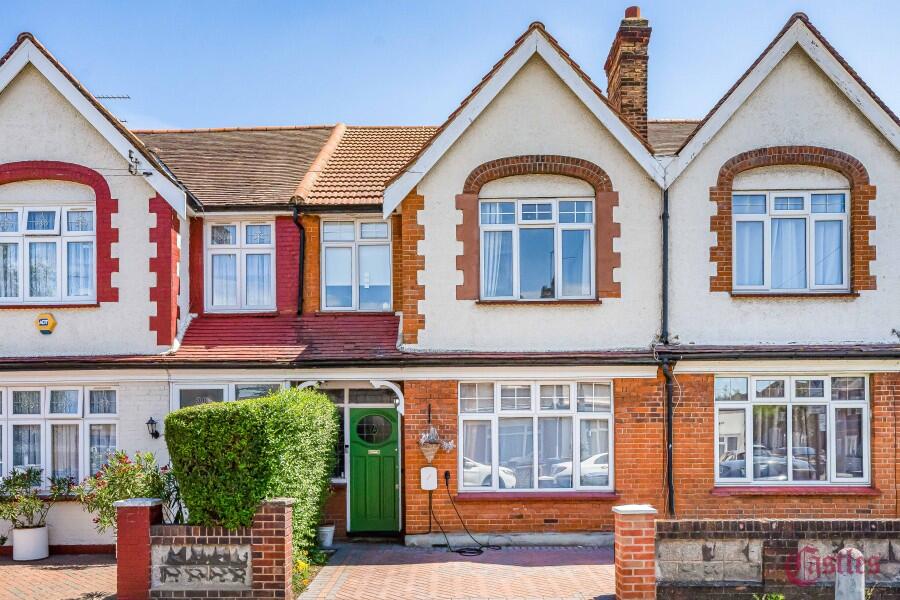3 bed Mid Terraced House for rent in Edmonton. From Castles Estate Agents - Edmonton - Sales