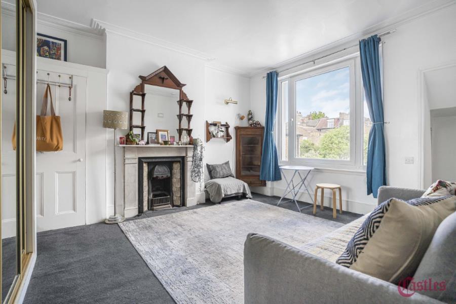 0 bed 1st Floor Flat for rent in Hornsey. From Castles Estate Agents - Crouch End