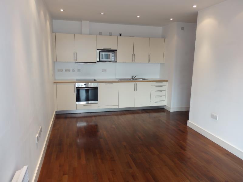 1 bed 1st Floor Flat for rent in Hornsey. From Castles Estate Agents - Crouch End