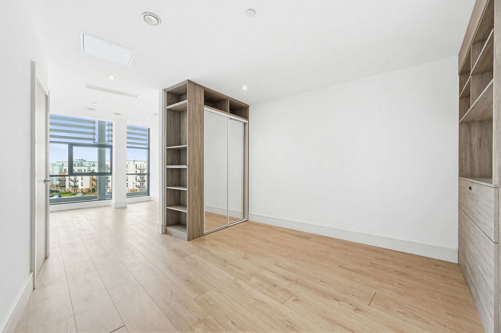 0 bed Studio for rent in Addlestone. From Grand City Property - Aviator House
