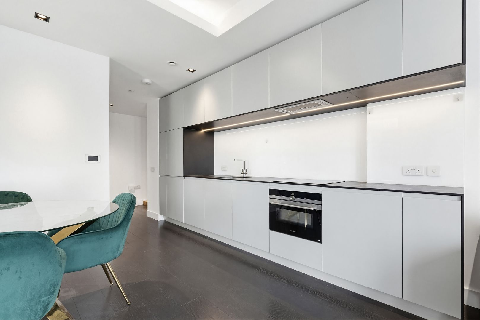 1 bed Not Specified for rent in London. From Grand City Property - Amory Tower