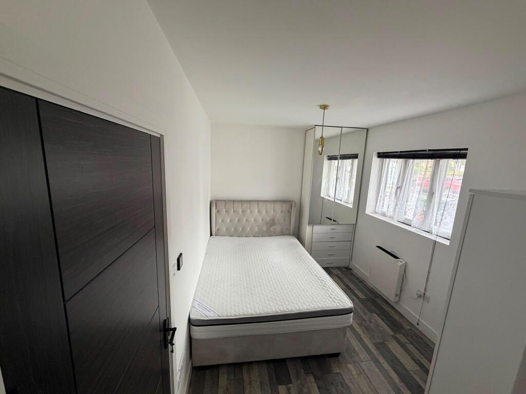 1 bed 1st Floor Flat for rent in Romford. From Century 21 Goodmayes - Ilford 1 bed 1st Floor Flat for rent in Romford. From Century 21 Goodmayes - Ilford
