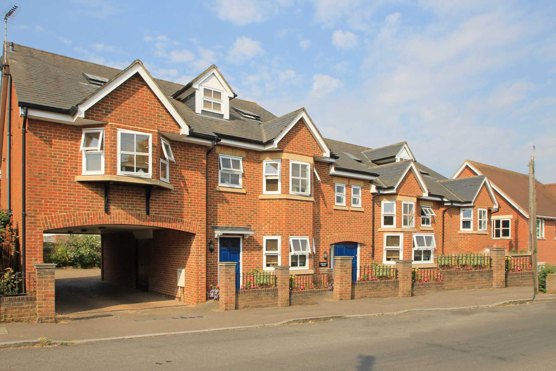 2 bed Apartment for rent in Tring. From Cesare & Co - Residential Sales 2 bed Apartment for rent in Tring. From Cesare & Co - Residential Sales