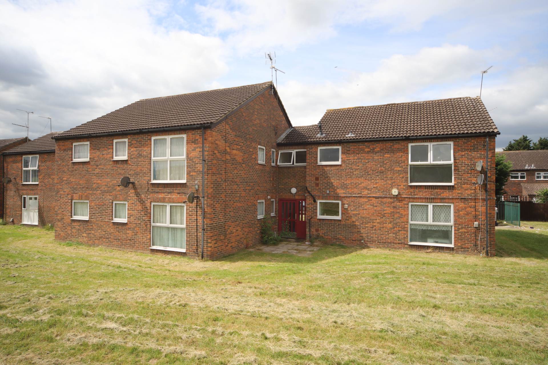 3 bed Apartment for rent in Leighton Buzzard. From Cesare & Co - Residential Sales