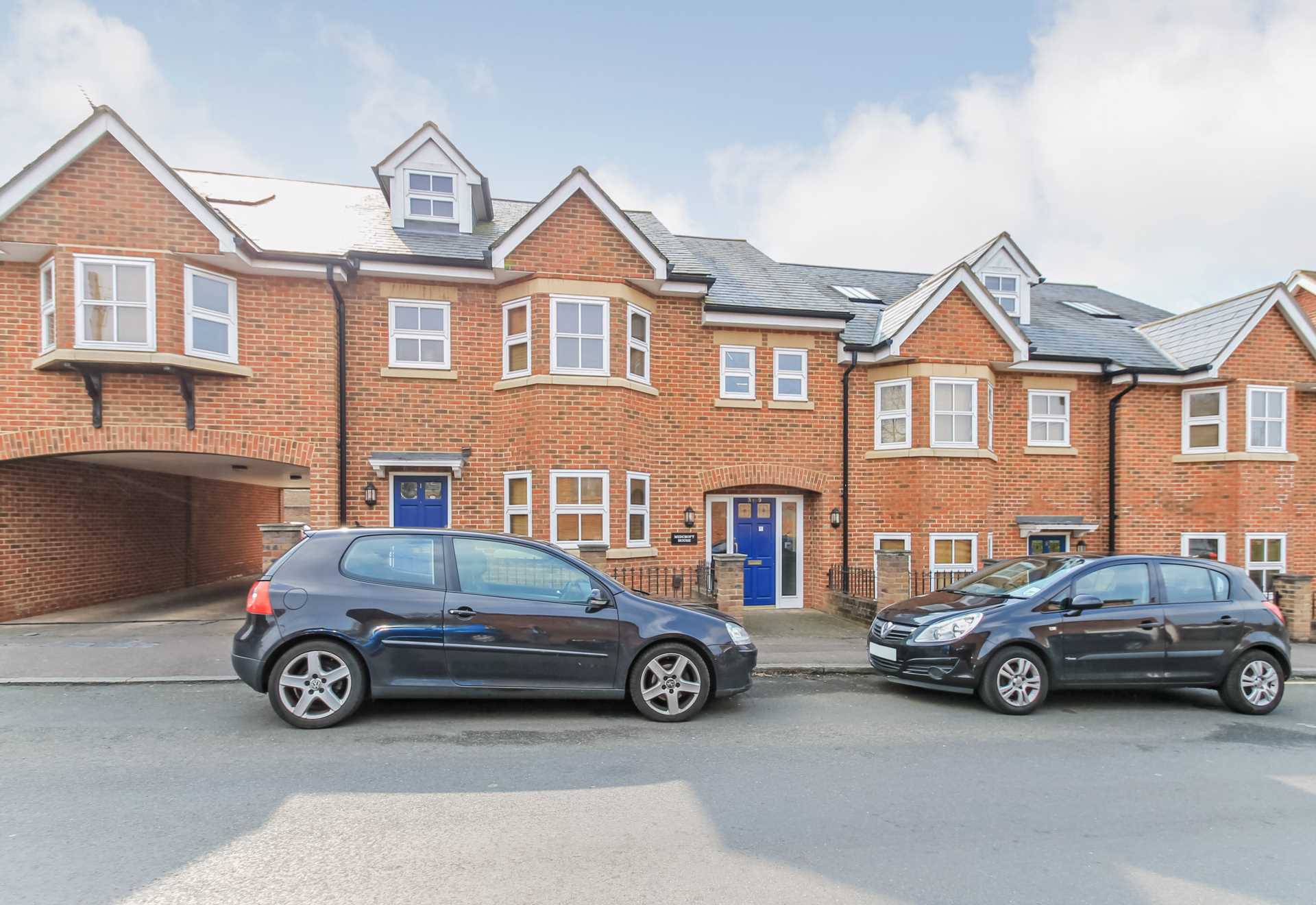 2 bed Apartment for rent in Tring. From Cesare & Co - Residential Sales 2 bed Apartment for rent in Tring. From Cesare & Co - Residential Sales