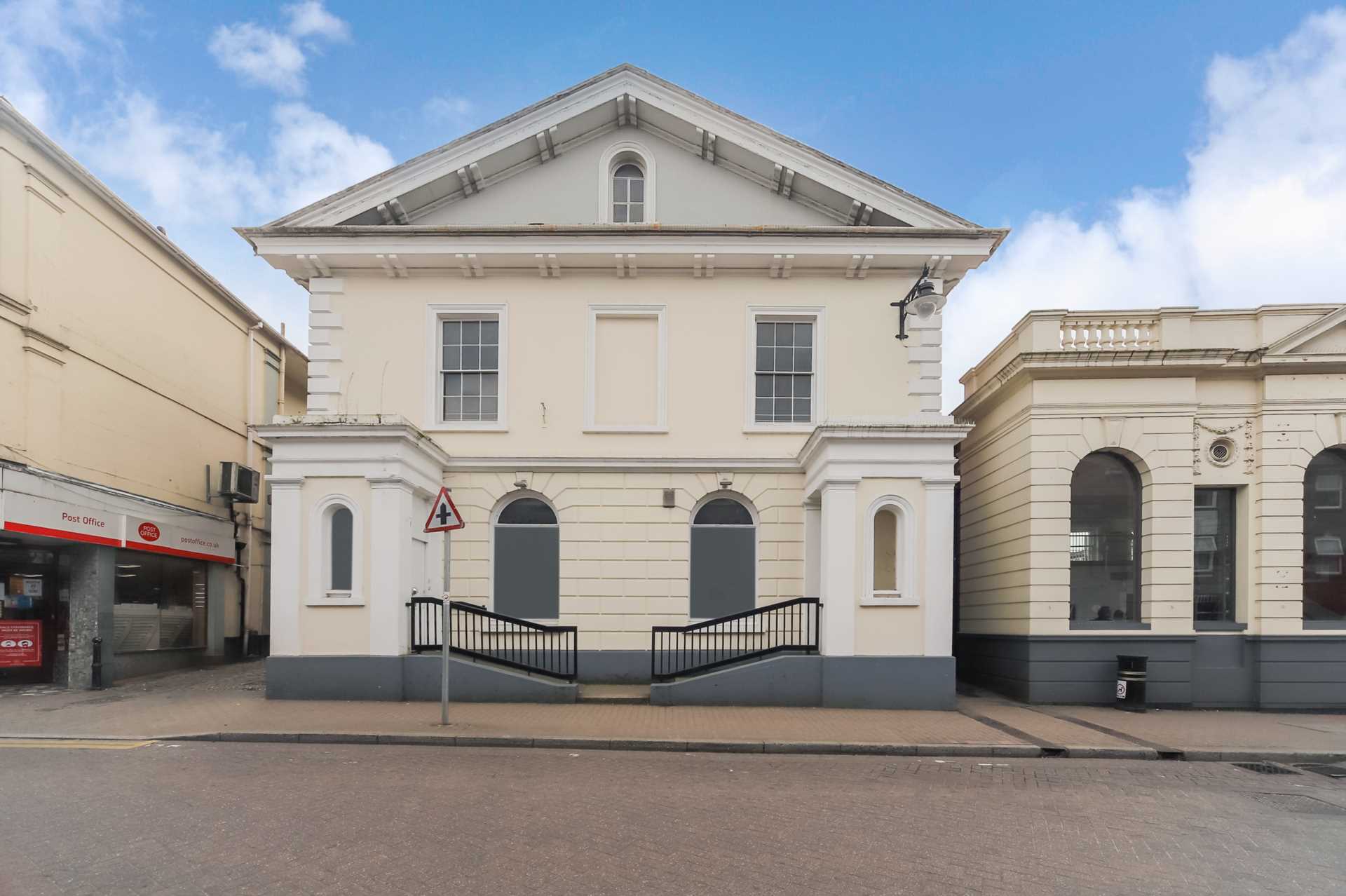 2 bed Apartment for rent in Tring. From Cesare & Co - Residential Sales 2 bed Apartment for rent in Tring. From Cesare & Co - Residential Sales