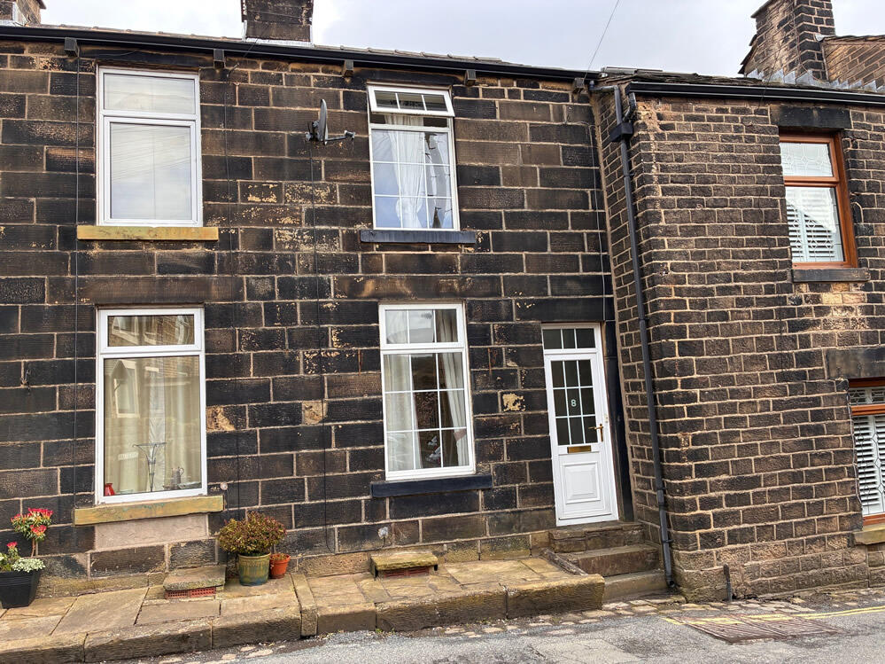 1 bed Mid Terraced House for rent in Dobcross. From Bridges - Uppermill