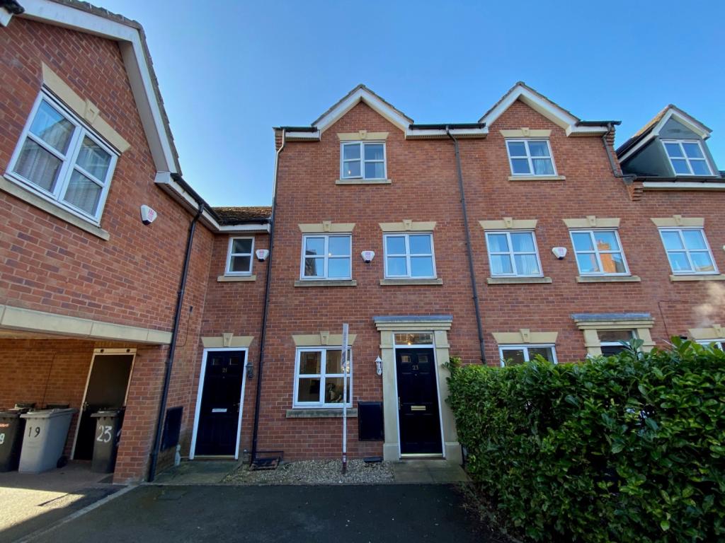 3 bed Town House for rent in Crewe. From Cheshire Lamont - Nantwich 3 bed Town House for rent in Crewe. From Cheshire Lamont - Nantwich