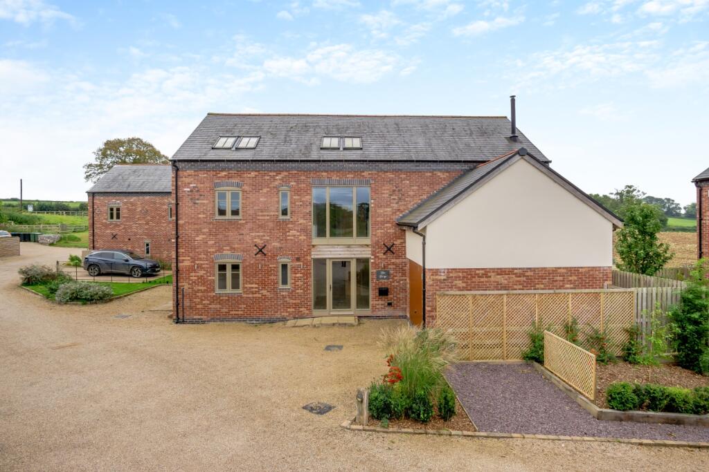 5 bed Barn Conversion for rent in Malpas. From Cheshire Lamont - Nantwich 5 bed Barn Conversion for rent in Malpas. From Cheshire Lamont - Nantwich