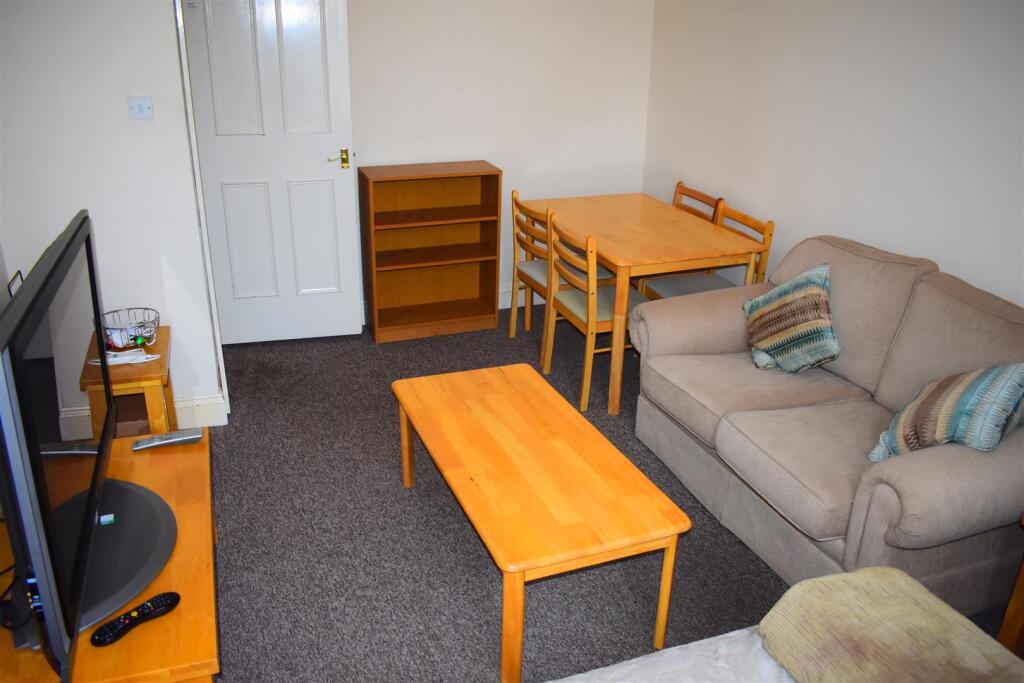 2 bed Apartment for rent in Portsmouth. From Christies - Southsea